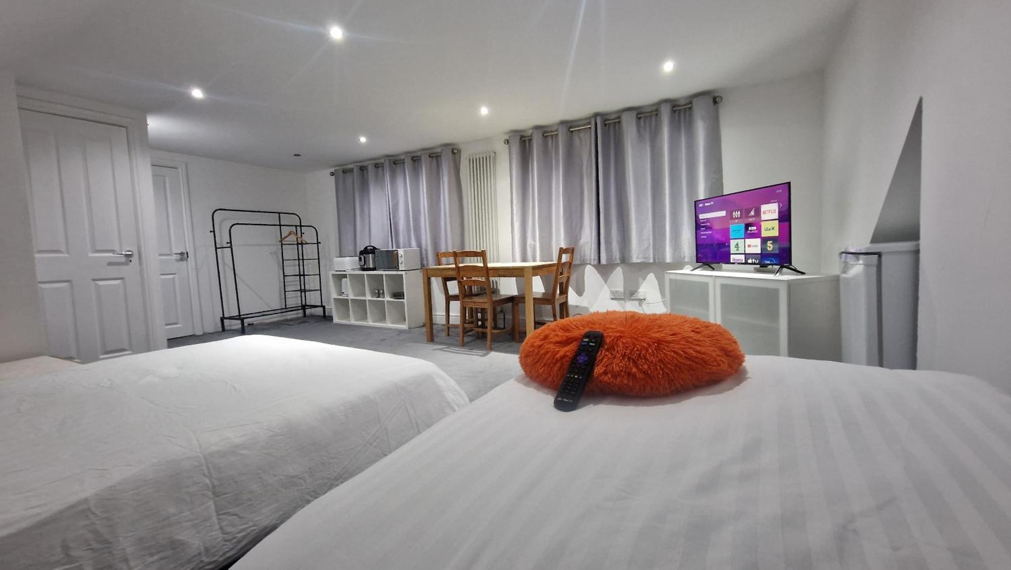 Snoozeden Westmead, Windsor Apartment Exterior photo